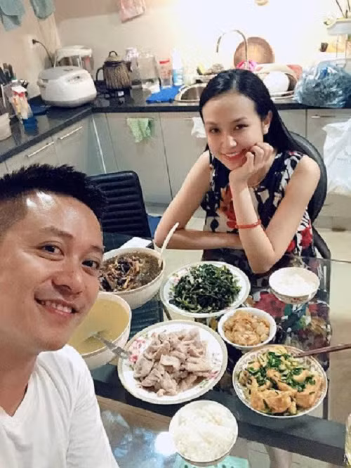 O nha mua dich, loat sao nam showbiz Viet bong dung tro thanh 