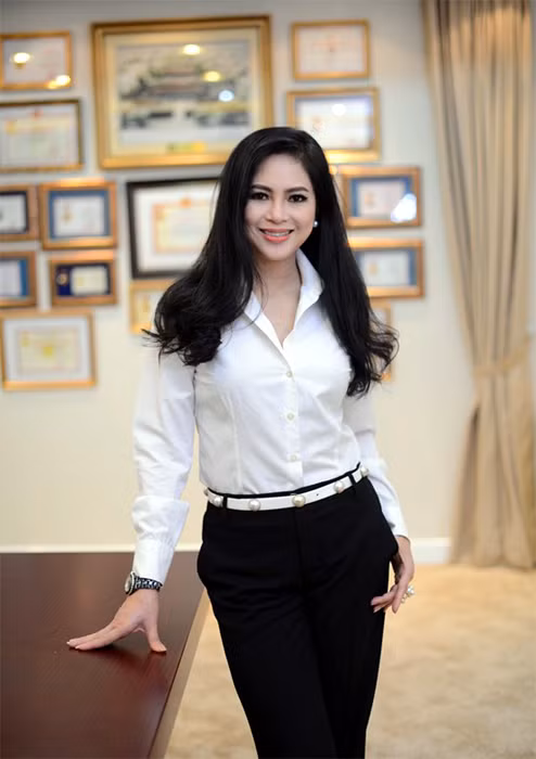 Kể từ năm 2004, bà Thủy Tiên nắm giữ vị trí Tổng Giám đốc Điều hành của IPPG, góp phần đưa tập đoàn vươn lên tầm cao mới.