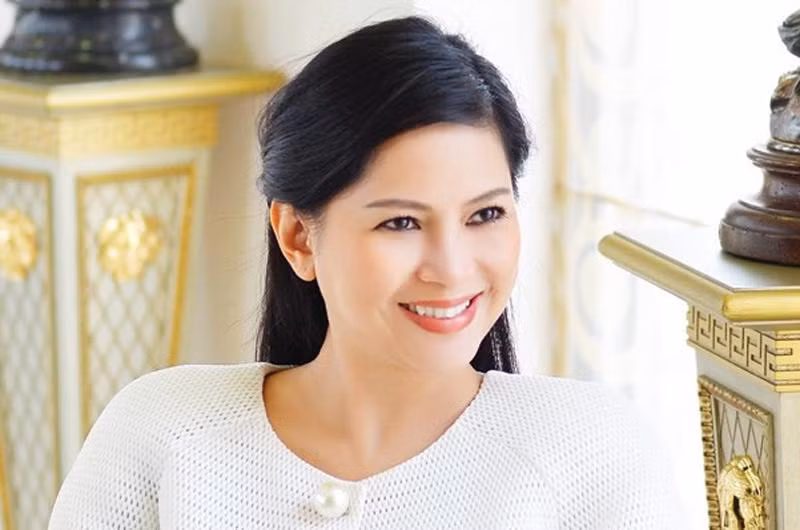 Bà hiện đang giữ chức tổng giám đốc của Tập đoàn Liên Thái Bình Dương - một trong những doanh nghiệp tư nhân lớn nhất Việt Nam.