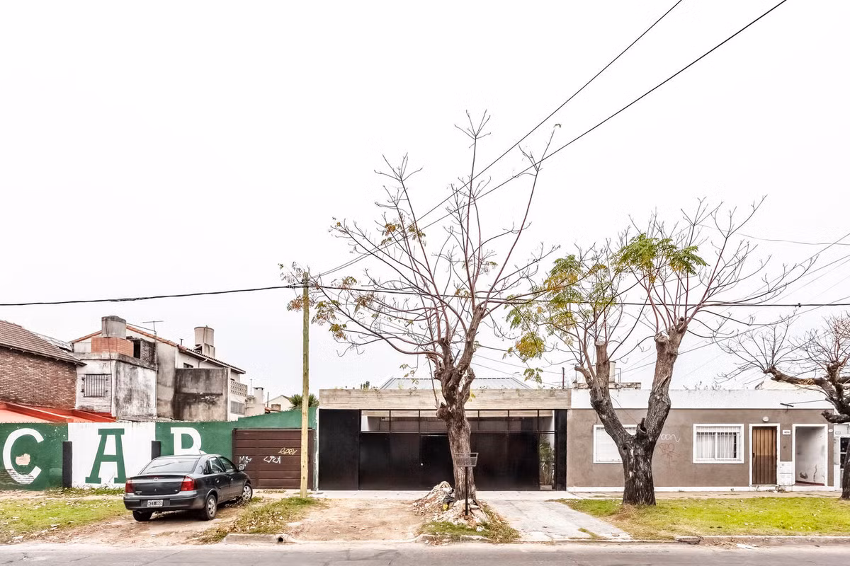 Nhà phố sáng thoáng đến không ngờ nhờ làm điều này Nha pho sang thoang den khong ngo nho lam dieu nay