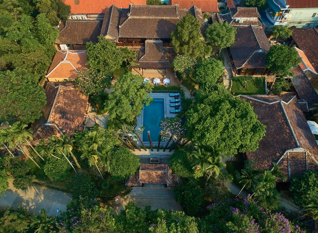 Theo tìm hiểu, bối cảnh của biệt phủ Lê gia chính là Ancient Hue Garden Houses.