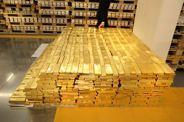 Các két đặc trưng của Thụy Sĩ đều được giới tỷ phú thế giới tin dùng trong suốt 200 năm qua. Ảnh: Printest.
