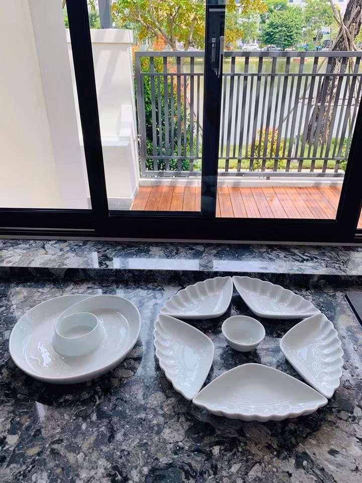 Nội thất trong nhà nữ MC Vân Hugo đơn giản nhưng được bày trí tinh tế, sang trọng.
