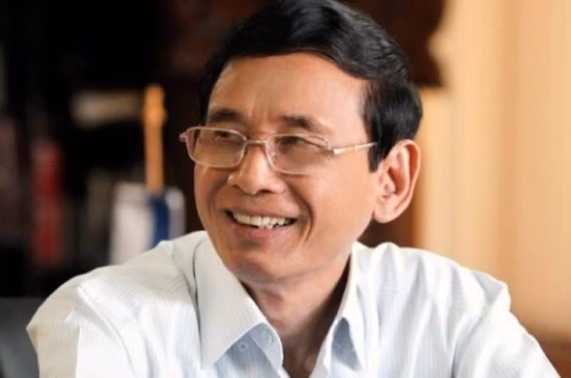 Đại gia Lê Ân được người dân thành phố biển Vũng Tàu nhắc đến nhiều bởi hành trình lập nghiệp truân chuyên, sự giàu có nức tiếng cùng những mối tình ồn ào đã đi qua cuộc đời ông.