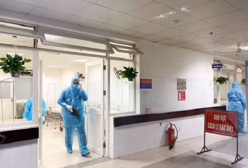 Da Nang: Co 2 ca moi nhap vien theo doi nghi mac COVID-19
