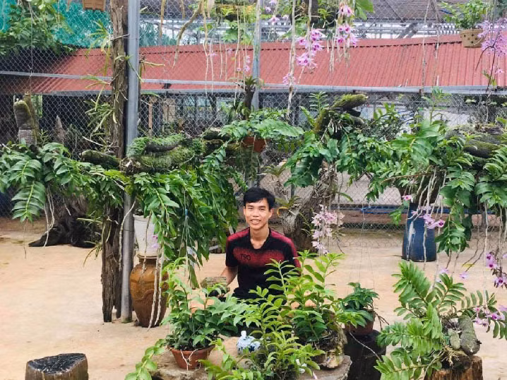 Mãn nhãn vườn lan "khủng" trị giá tiền tỷ của các 9X Việt Man nhan vuon lan