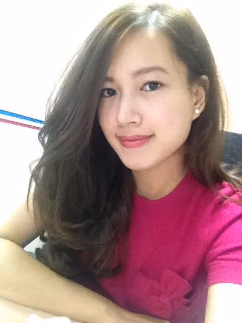 Vân Anh sinh năm 1989, tốt nghiệp chuyên ngành quản trị kinh doanh tại trường American International College (Mỹ) và chuyên ngành marketing tại đại học James Cook (Úc). Ảnh: Nhadautu.