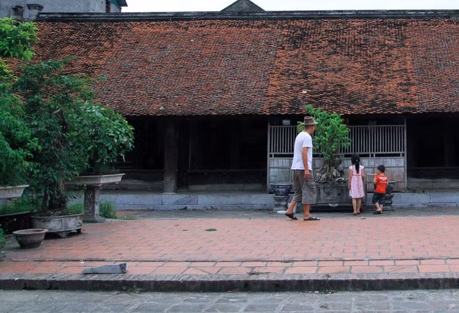 Khu nhà của dòng họ Nguyễn Thạc xây dựng hoàn toàn bằng gỗ lim trong vòng 14 năm, từ năm 1686 đến năm 1700. Ảnh: Vnexpress.