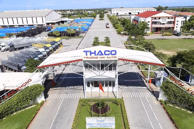 Ty phu Tran Ba Duong bat ngo “de” THACO Group sat canh THACO Oto