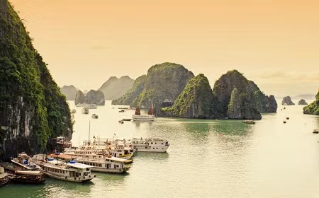 Vịnh Hạ Long là một trong những điểm dừng chân không thể bỏ qua của du khách. Ảnh chụp của Nathan O’Nions/Flickr.