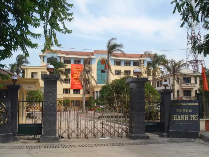 Trụ sở UBND huyện Thanh Trì.