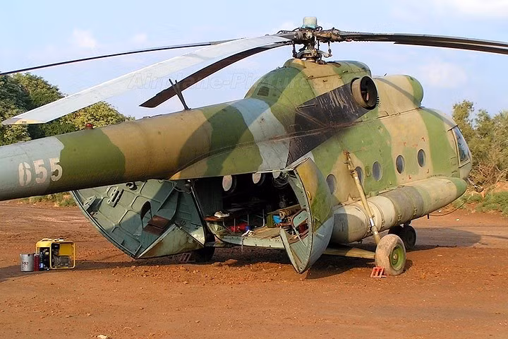 Kể từ năm 1961 đã có hàng chục ngàn chiếc Mil Mi-8 được sản xuất (trước đây là Liên Xô, sau này là Nga sản xuất). Ảnh: Airplane Pictures.