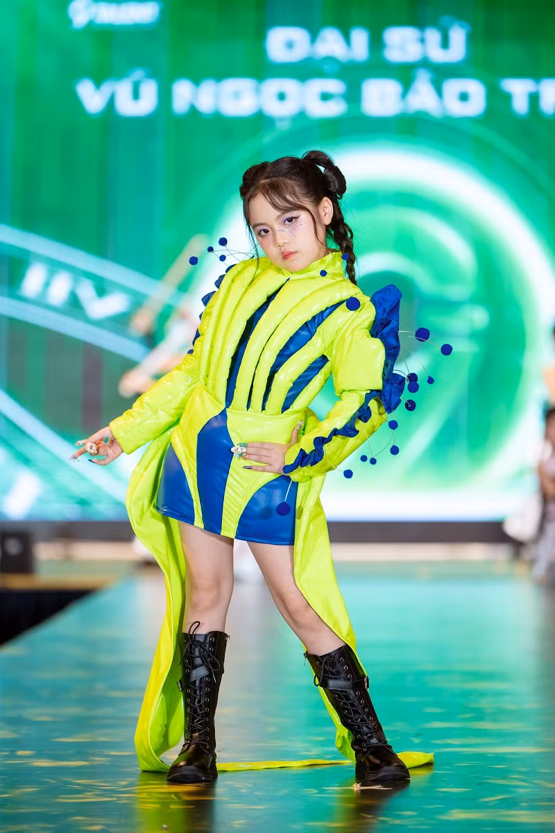 “9 Fashion Show” - tuần lễ thời trang đặc biệt dành cho trẻ em, nơi tôn vinh vẻ đẹp, sự sáng tạo và cá tính của các tài năng nhí trong ngành công nghiệp thời trang Việt Nam.