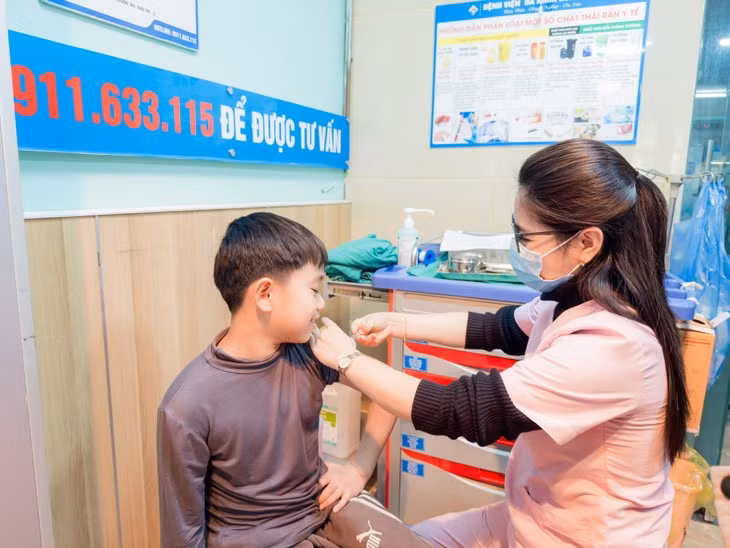 Bệnh nhân bị cúm, khi nào dùng tamiflu? - Hình 2 Benh nhan bi cum, khi nao dung tamiflu?-Hinh-2