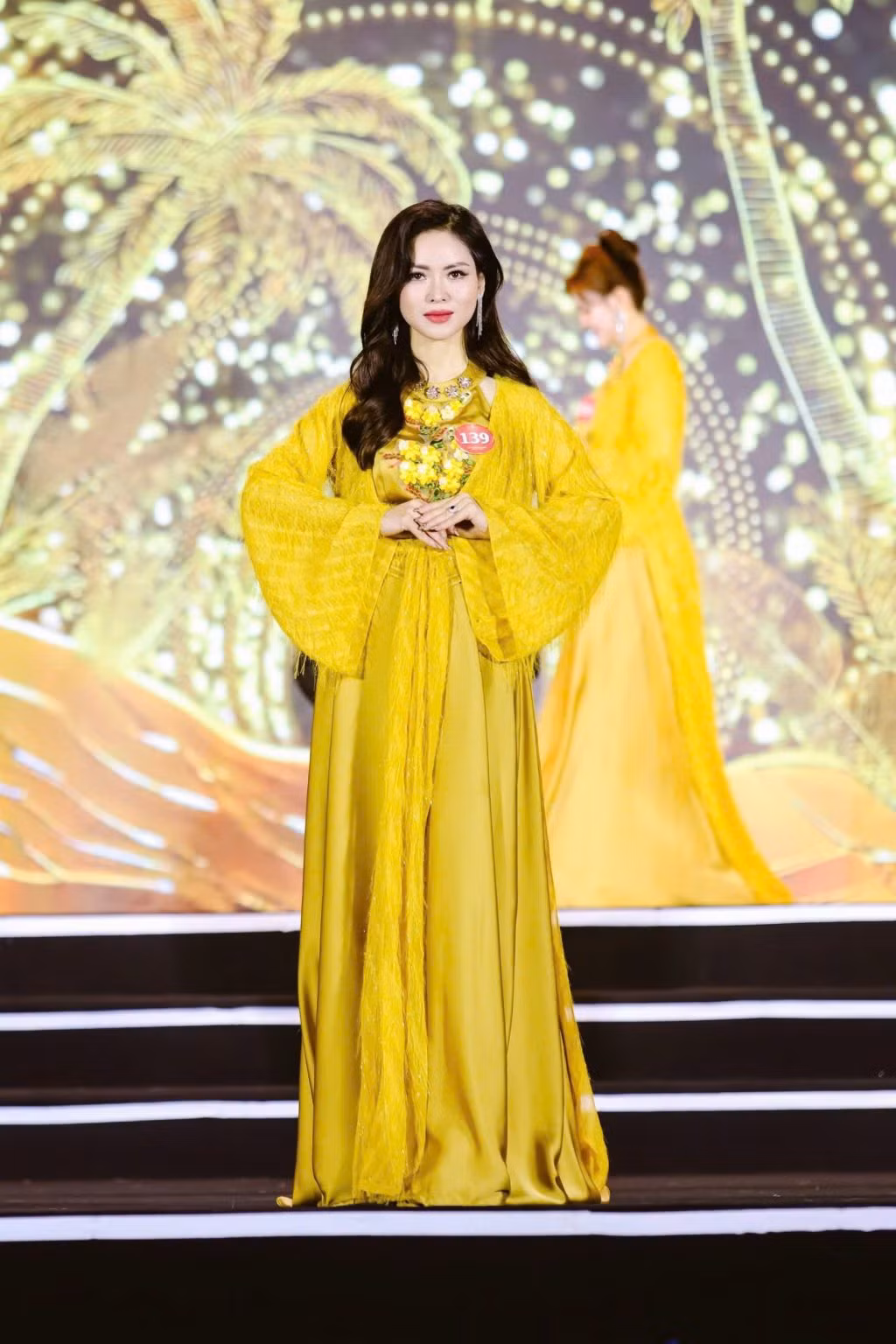Á hậu Thu Huyền thừa nhận rằng, dù đã đạt được thành tựu đáng kể, hành trình thực hiện sứ mệnh của cô còn rất dài và không thiếu thử thách. Tuy nhiên, với châm ngôn sống “có áp lực mới tạo ra kim cương”, người đẹp luôn coi đó là cơ hội để học hỏi, trưởng thành và phát triển hơn nữa.