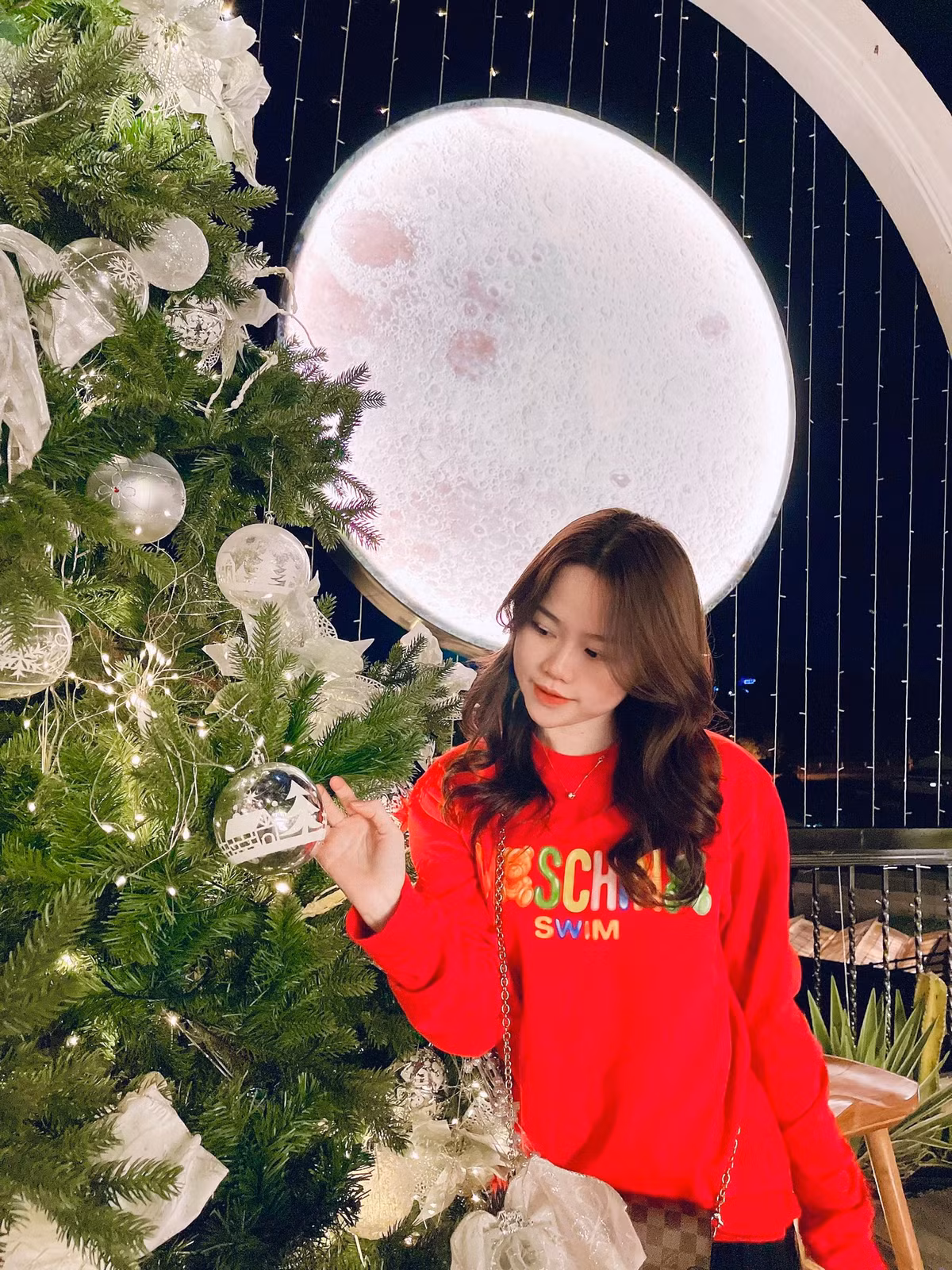 Không giống cuộc tình trước đó, thời điểm chia tay nhau cả Huỳnh Anh và Quang Hải đều dính nhiều thị phi.