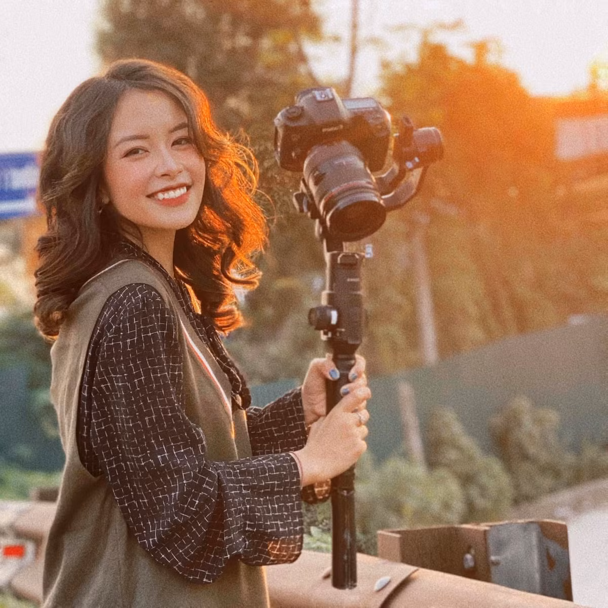 Mộc Miên được khán giả nhớ mặt gọi tên với lối dẫn thông minh, tinh tế và hàng loạt chương trình trải nghiệm mới mẻ, sáng tạo.