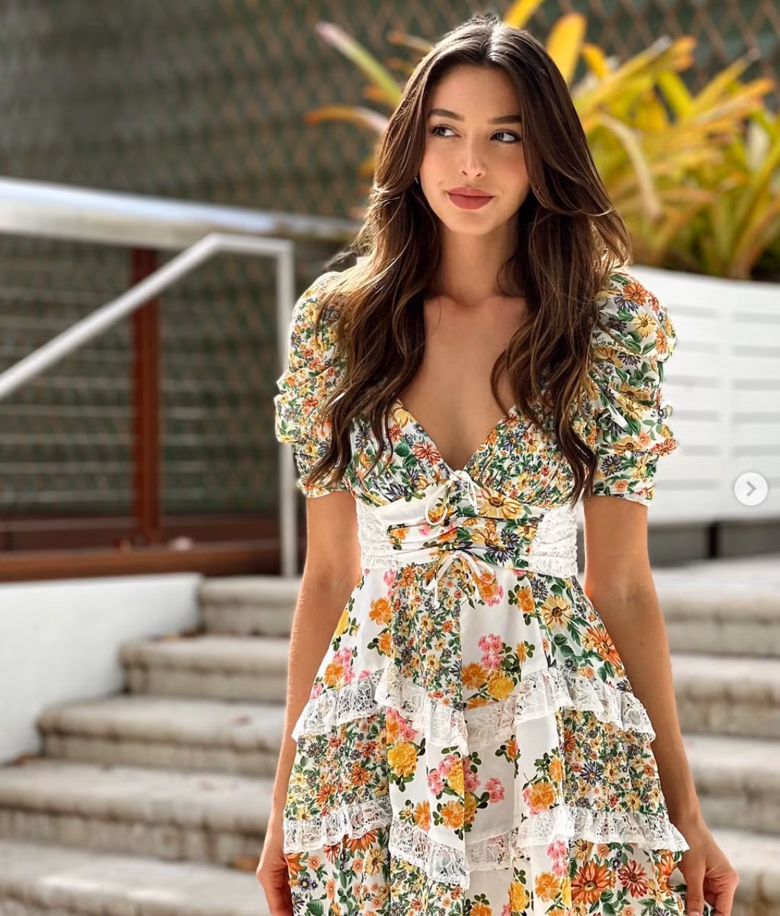 Celine vẫn là cái tên khiến cư dân mạng phải thả tim nhiệt tình trên MXH.