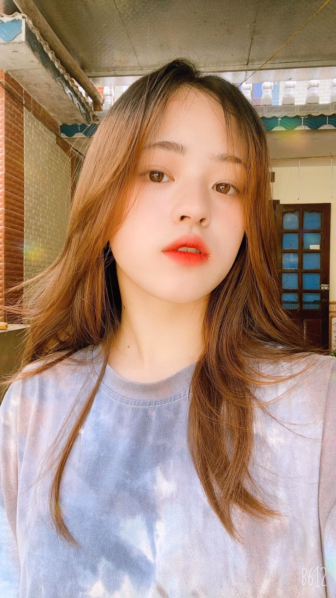 Hot girl 10x gây ấn tượng với gương mặt trong trẻo, xinh xắn, giọng nói ngọt ngào, có vẻ sau 3 năm, cô gái đã trưởng thành và dạn dĩ hơn.
