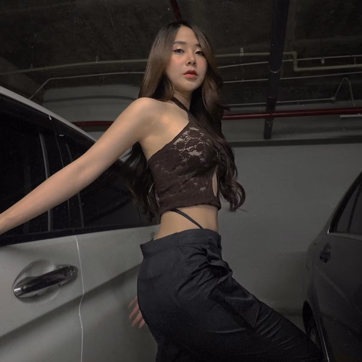 Hiện tại, Lục Anh còn có cuộc sống sang chảnh đáng ghen tị.