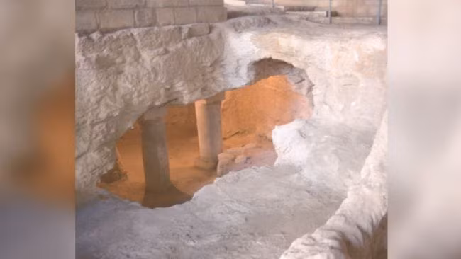Cụ thể, các chuyên gia phát hiện người dân ở Nazareth - nơi Chúa Jesus sống hồi nhỏ - từng từ chối văn hóa La Mã, thậm chí nổi dậy chống lại đế chế La Mã vào năm 70 sau Công nguyên.