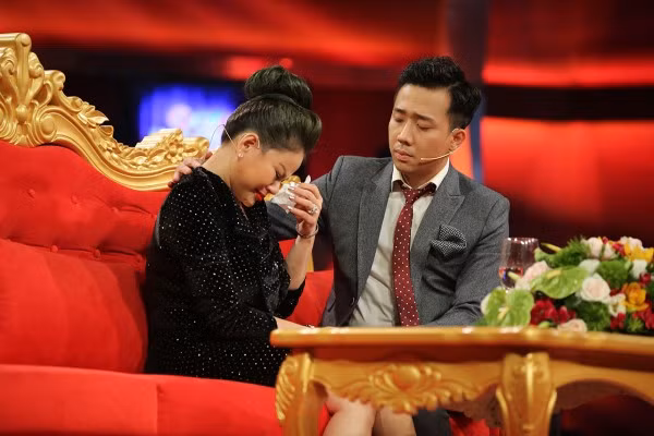 Scandal “đánh chồng” rộ lên một thời là kết quả của những trận đòn thấu xương?