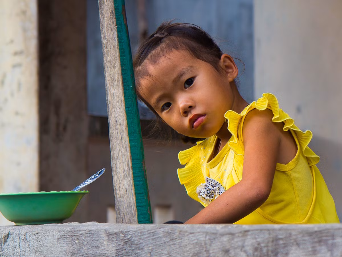 Bữa sáng của bé gái. Ảnh: Jonas Anselmby/ 500px.com.