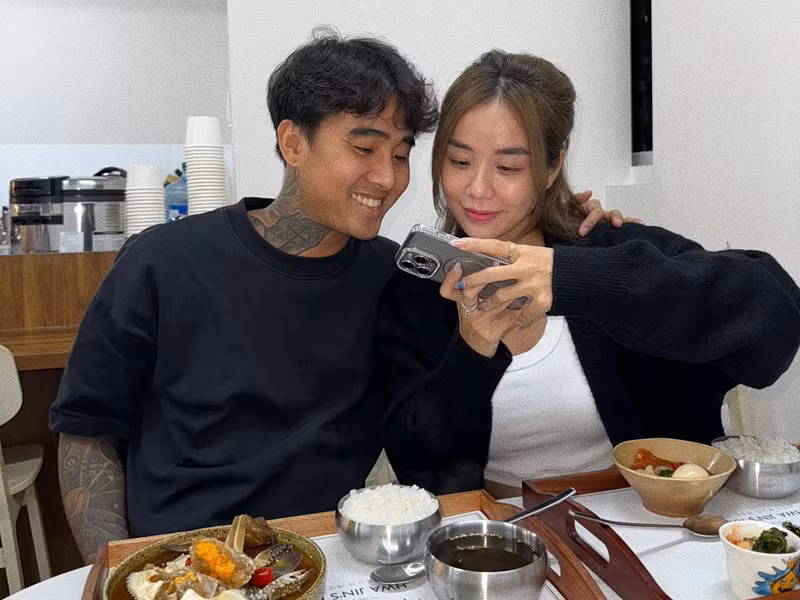 Cặp đôi hạnh phúc sau 3 năm hẹn hò. Ảnh: FB Đạt G.