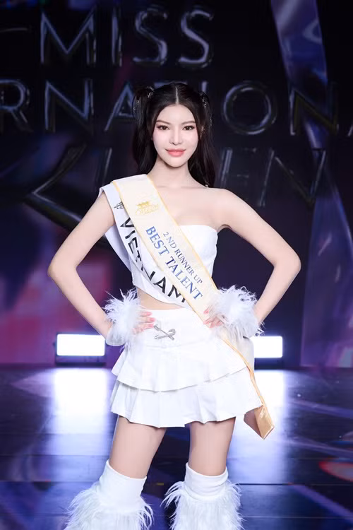 Ít ngày trước, Tường San về thứ 3 trong phần thi tài năng.
