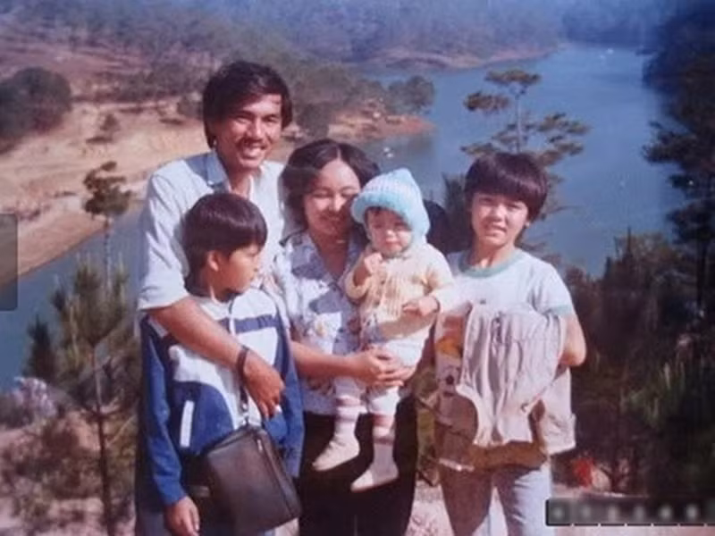 Nữ diễn viên sinh năm 1986 sở hữu gương mặt bụ bẫm ngày bé. Ảnh: Khám Phá.