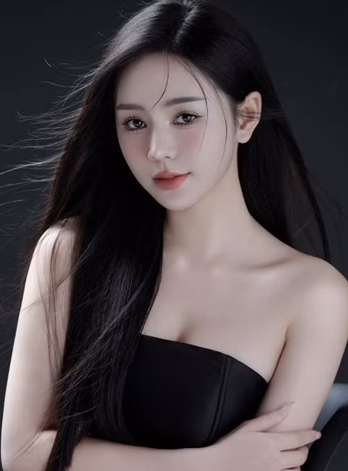 Trong cuộc phỏng vấn với Znews, nữ diễn viên khẳng định, cô lựa chọn diễn xuất bằng cái tâm yêu nghề. Vì vậy, cô mong khán giả hãy nhìn vào khả năng diễn xuất của mình.