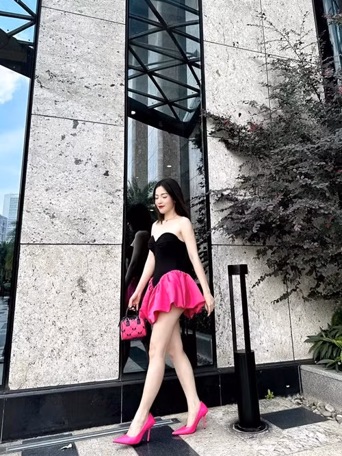 Dù chiều cao không vượt trội, Puka vẫn rất gợi cảm. Ảnh: FB Puka.