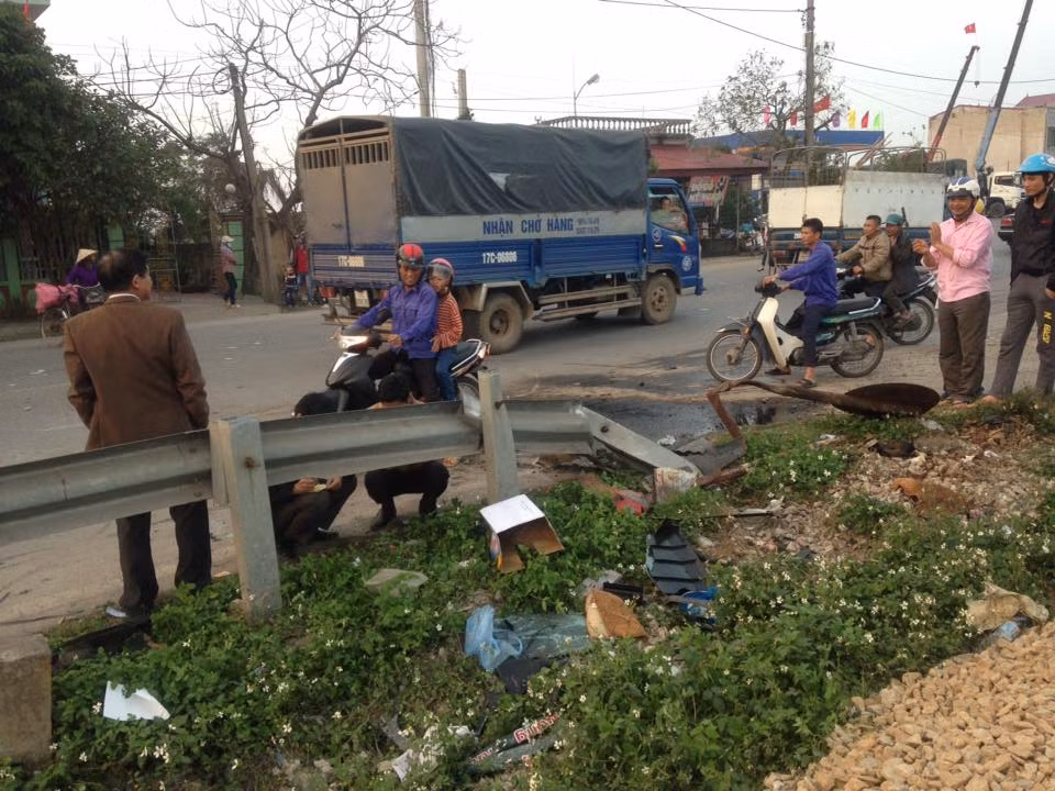Hai vu tai nan duong sat lien tiep, nhieu nguoi thuong vong-Hinh-4