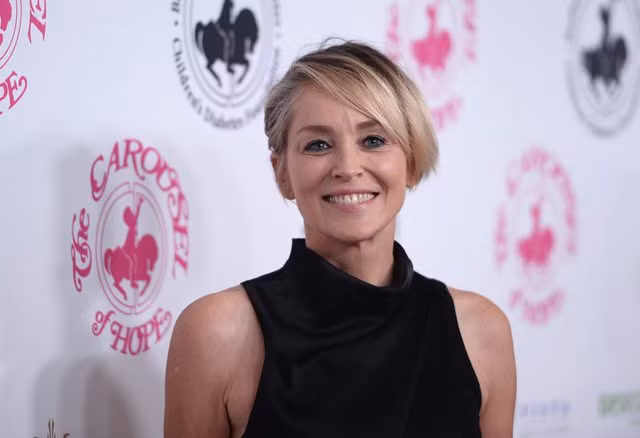Ở tuổi 59, Sharon Stone trông vẫn đẹp nóng bỏng như cách đây 25 năm khi cô tham gia bộ phim điện ảnh ““Basic Instinct”.