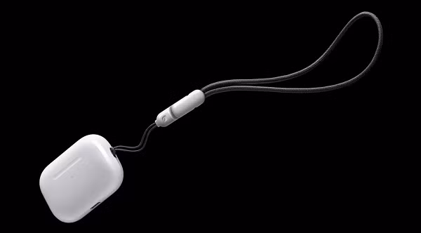Tính năng mới của AirPods Pro thế hệ 2 là khu vực cảm ứng trên củ tai, có thể vuốt để chỉnh âm lượng. Apple cho biết AirPods Pro 2 có pin dài 30 tiếng, cho cả case và tai nghe. Hộp sạc mới của AirPods Pro 2 tích hợp loa ngoài để tìm qua Find My, có thể sạc bằng chuẩn Qi hoặc MagSafe bên cạnh cổng Lightning thông thường.