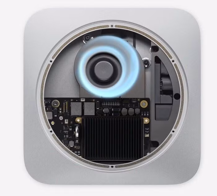 Tuy nhiên, Mac mini thế hệ mới được trang bị chip Silicon M1 nên cho hiệu năng cao gấp 3 lần so với thế hệ Mac mini trước với 4 lõi xử lý. Trong khi đó, khả năng xử lý đồ họa của thiết bị cũng sẽ tốt hơn gấp 6 lần so với thế hệ trước.