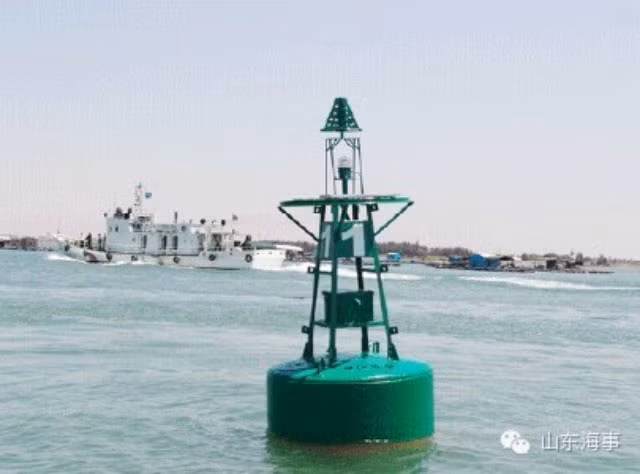 Trung Quốc thả hai phao nổi trái phép ở Đảo Cây của VN Trung Quoc tha hai phao noi trai phep o Dao Cay cua VN