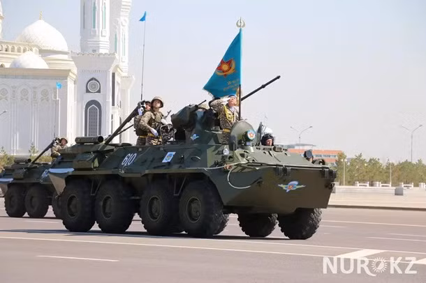 Xe thiết giáp chở quân BTR-82A. Nguồn ảnh: NURKZ