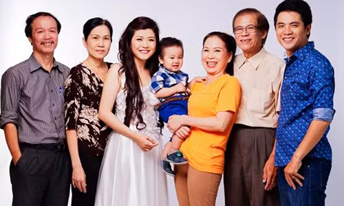 Doc doan trong “Troi buoc yeu thuong”, ngoai doi NSND Kim Xuan ra sao?-Hinh-5