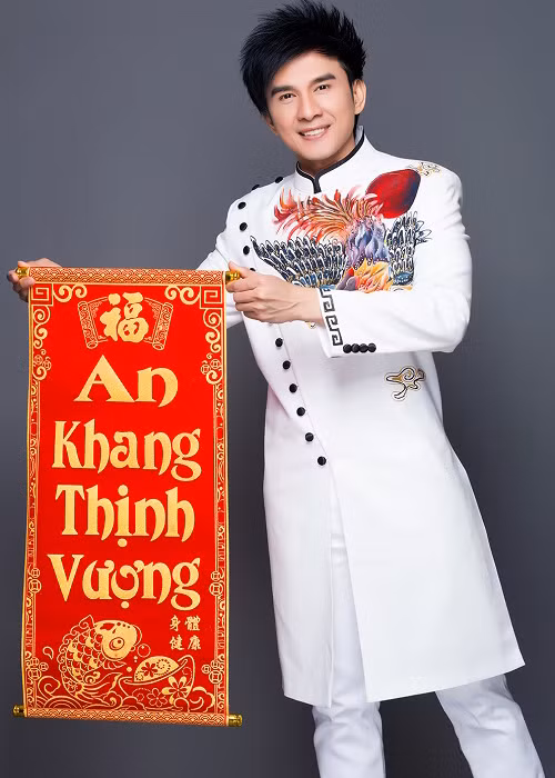 Bộ ảnh đón Tết của Đan Trường cách đây ít năm. Ảnh: Thế giới điện ảnh