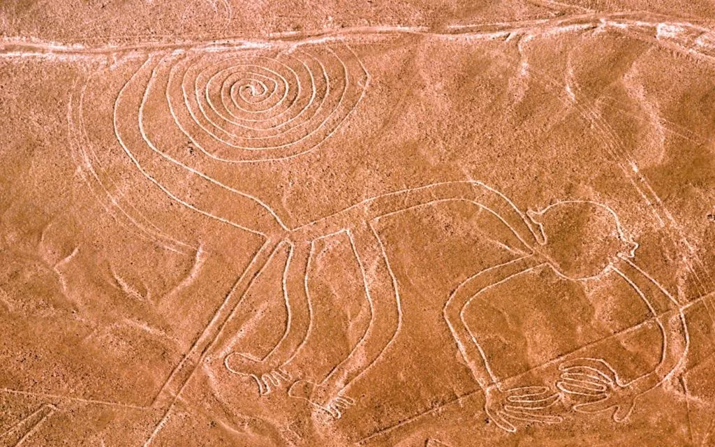 Kể từ đó, các chuyên gia đã nghiên cứu những hình vẽ bí ẩn ở cao nguyên Nazca. Nhờ vậy, họ phát hiện các geoglyph do nền văm minh thời Nazca tạo ra.