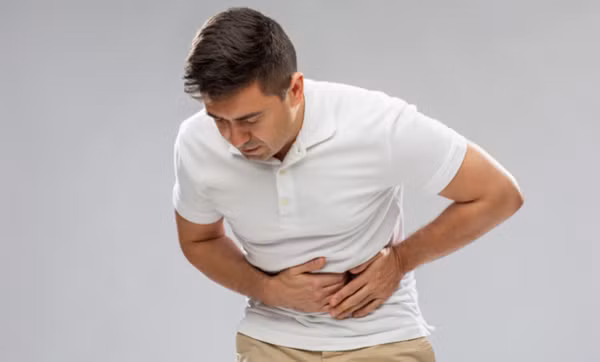 Càng sử dụng bàn chải cũ nguy cơ nuốt phải dị vật càng cao. Nghiên cứu chỉ ra, các trường hợp thủng ruột được ghi nhận đều dùng bàn chải kim loại cũ. Hầu hết họ đã sử dụng chúng ít nhất trong vòng 2 năm. Ảnh: Internet