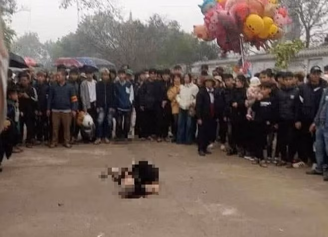 Hà Nội: Điều tra vụ nam thanh niên bị đâm gục ở chùa Đậu Ha Noi: Dieu tra vu nam thanh nien bi dam guc o chua Dau