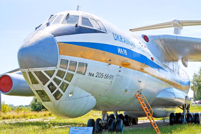 Liên quan đến việc thanh lý những phương tiện hàng không chiến lược, Kiev cũng không cần máy bay tiếp dầu, cho đến nay chỉ có hai hoặc ba chiếc Il-78 còn lại trong kho của Lực lượng vũ trang Ukraine, số còn lại đã bị bán hết hoặc thất lạc. Nguồn ảnh: Pinterest.