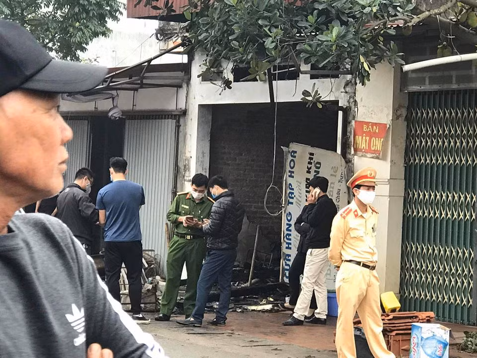 Danh tinh 3 nan nhan tu vong trong ngoi nha chay o Hung Yen