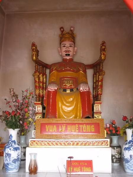 Vua Lý Huệ Tông.