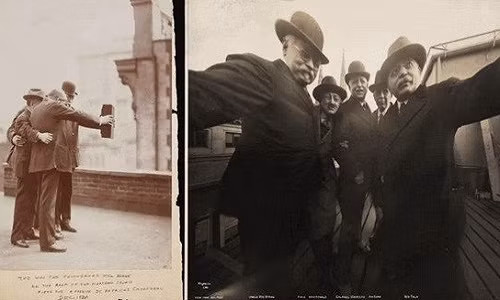 Bức ảnh nhóm tự sướng (group selfie) đầu tiên.