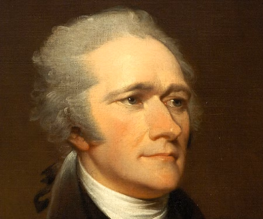 Năm 1782, ông Hamilton đã học luật và đỗ kỳ thì luật chỉ trong 6 tháng.