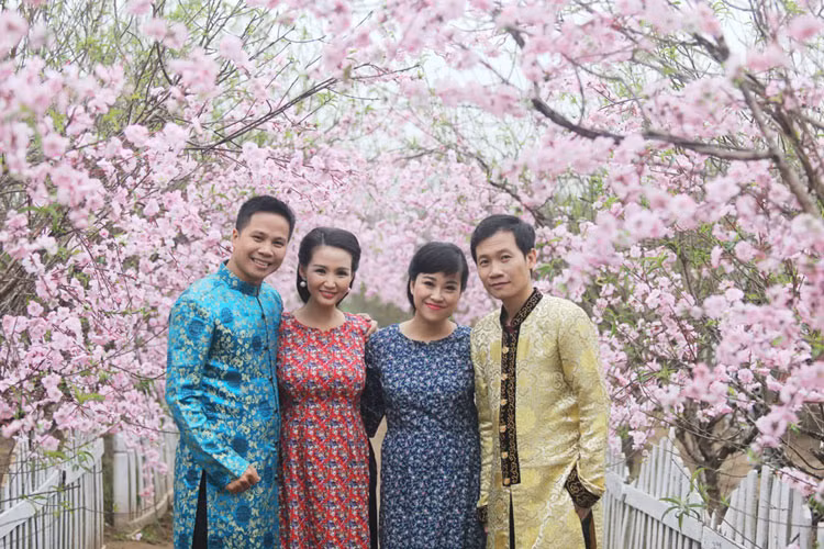 Hoa hau Suong Dang bay tu My ve VN quay MV xam-Hinh-6