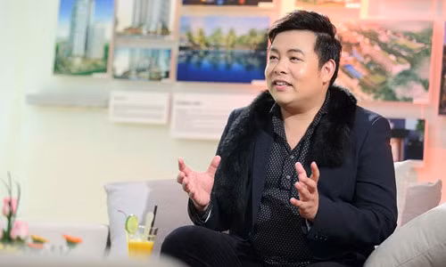 Ca si Quang Le tiet lo ly do khai gian tuoi